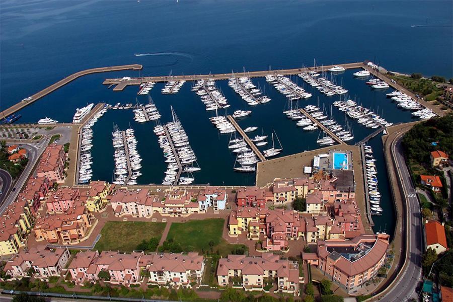 Apartment Giulia Múggia Dış mekan fotoğraf