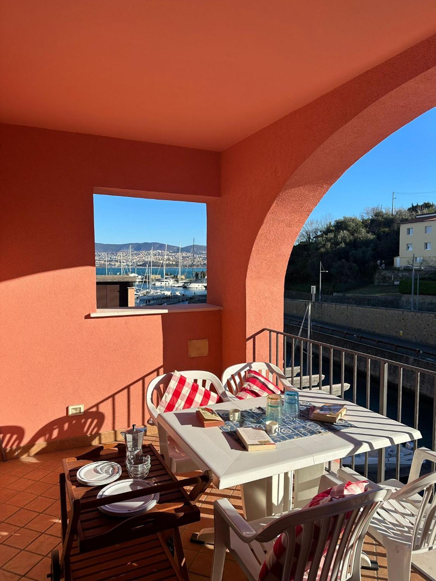 Apartment Giulia Múggia Dış mekan fotoğraf