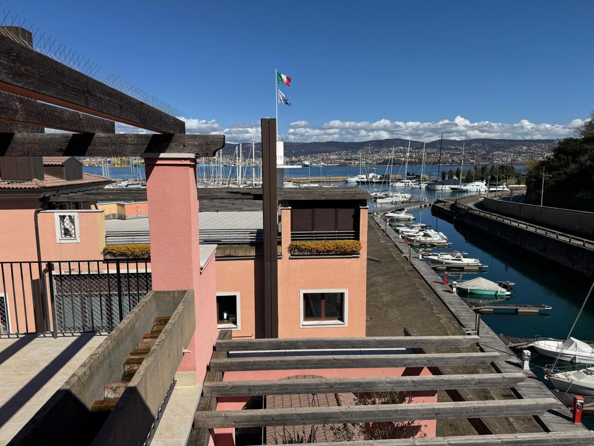 Apartment Giulia Múggia Dış mekan fotoğraf